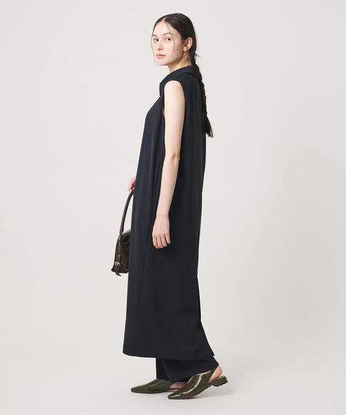 BEAUTY&YOUTH UNITED ARROWS(ビューティーアンドユースユナイテッドアローズ)の「【WEB限定 Wardrobe DAILY MINIMAL】ダブルクロス スキッパーワンピース ウォッシャブル(ワンピース・レディース・ブラック/ネイビー・M/S)」の10枚目の写真