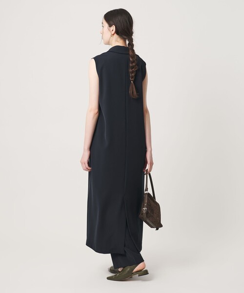BEAUTY&YOUTH UNITED ARROWS(ビューティーアンドユースユナイテッドアローズ)の「【WEB限定 Wardrobe DAILY MINIMAL】ダブルクロス スキッパーワンピース ウォッシャブル(ワンピース・レディース・ブラック/ネイビー・M/S)」の11枚目の写真