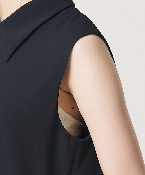 BEAUTY&YOUTH UNITED ARROWS(ビューティーアンドユースユナイテッドアローズ)の「【WEB限定 Wardrobe DAILY MINIMAL】ダブルクロス スキッパーワンピース ウォッシャブル(ワンピース・レディース・ブラック/ネイビー・M/S)」の16枚目の写真