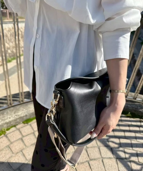 UNITED BASE（ユナイテッドベース）の「【Yuko】コラボ 上品な印象のショルダーバッグ（ショルダーバッグ・レディース・ブラック/ブラウン・FREE）」の6枚目の写真