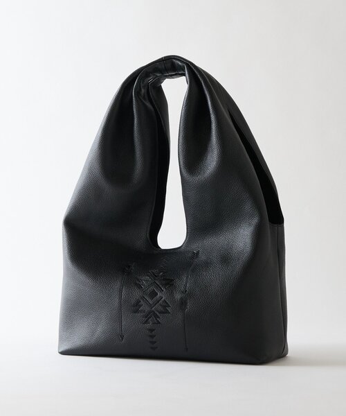 BEARDSLEY(ビアズリー)の「《8/19(水)12:00予約開始》刺繍レザートート《本革》(トートバッグ・レディース・ブラック・FREE)」の9枚目の写真