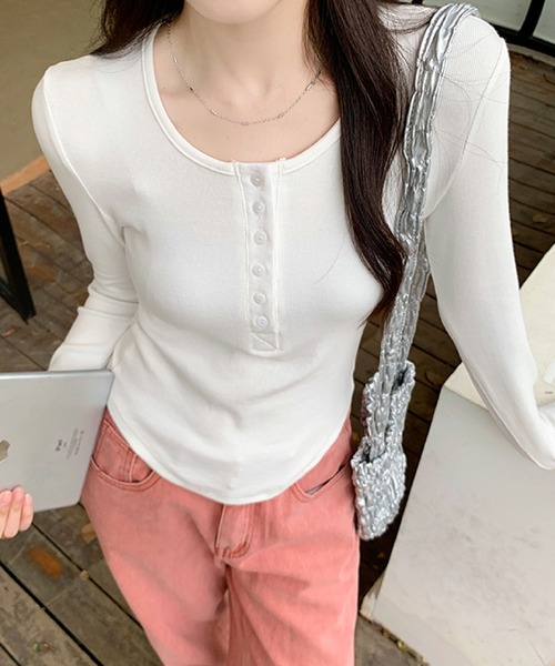 2ly2（トゥーリートゥー）の「ヘンリーネックリブトップス / 長袖 リブカットソー スリムフィット（Tシャツ/カットソー・レディース・ホワイト/ブラック/ブラウン/グレー・FREE）」の9枚目の写真