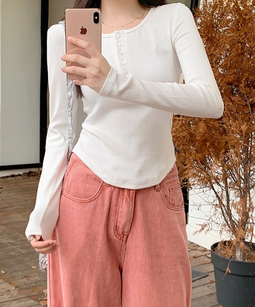 2ly2（トゥーリートゥー）の「ヘンリーネックリブトップス / 長袖 リブカットソー スリムフィット（Tシャツ/カットソー・レディース・ホワイト/ブラック/ブラウン/グレー・FREE）」の10枚目の写真