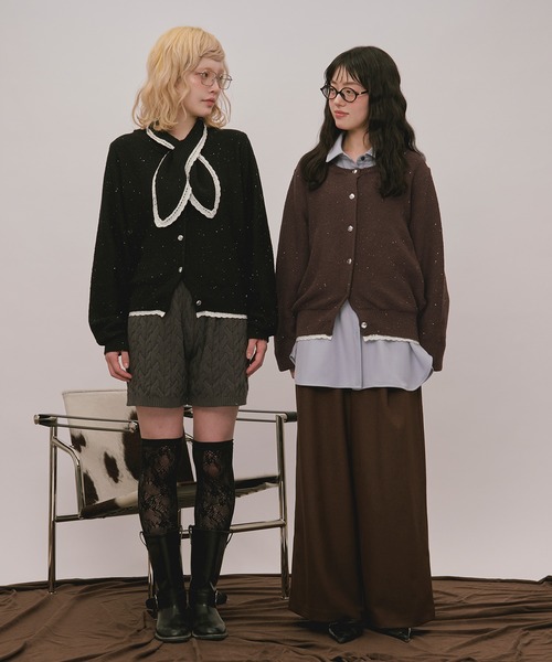 loin nuit(ロワンニュイ)の「2way collar spangle lace knit / 2wayカラースパンコールレースニット(ニット/セーター・レディース・ブラウン/ネイビー/ブラック/ブルーグリーン・FREE)」の7枚目の写真