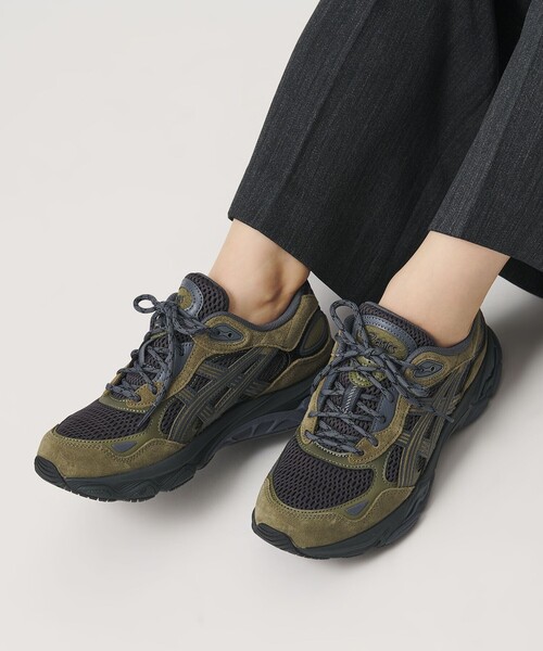 ASICS(アシックス)の「<asics>GEL-NYC 2.0 スニーカー(スニーカー・レディース・ライトブルー/オリーブ・25cm/24cm/24.5cm/23.5cm)」の3枚目の写真
