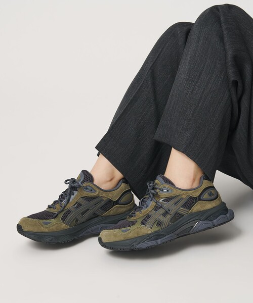 ASICS(アシックス)の「<asics>GEL-NYC 2.0 スニーカー(スニーカー・レディース・ライトブルー/オリーブ・25cm/24cm/24.5cm/23.5cm)」の4枚目の写真