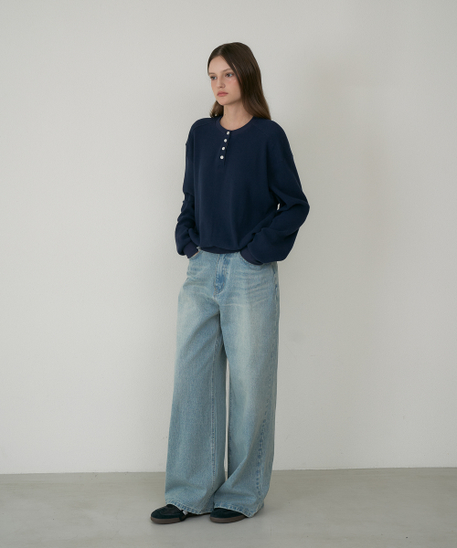 DEHEVE（デヘヴェ）の「Check Henley-neck Sweatshirt [Navy]（スウェット・レディース・ネイビー・OS）」の5枚目の写真