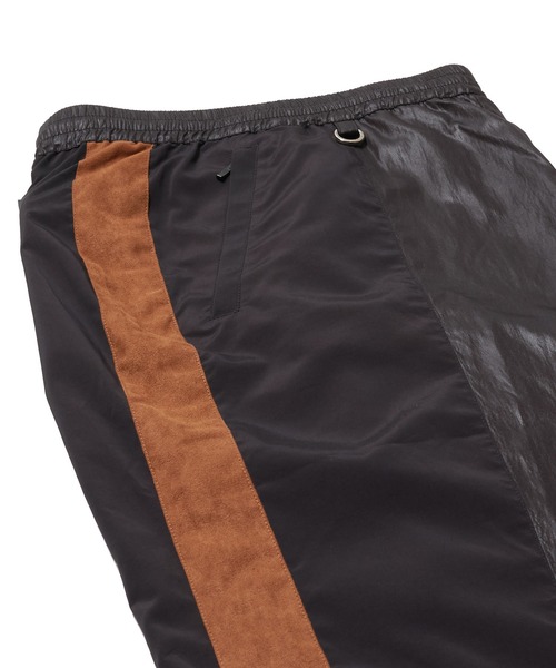 CRIMIE(クライミー)の「HYBRID TRACK PANTS FAKE SUEDE PANEL(その他パンツ・メンズ・ブラック系その他・XXL/XL/L/M/S)」の6枚目の写真