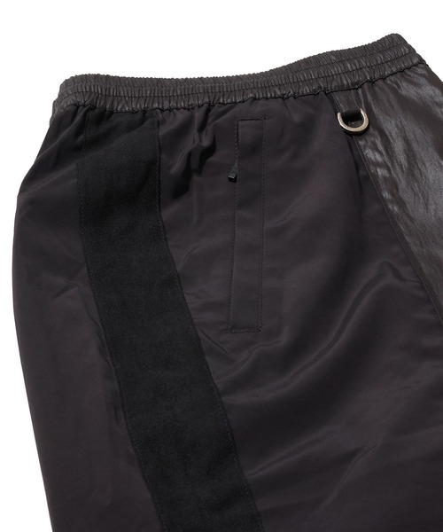 CRIMIE(クライミー)の「HYBRID TRACK PANTS FAKE SUEDE PANEL(その他パンツ・メンズ・ブラック系その他・XXL/XL/L/M/S)」の22枚目の写真