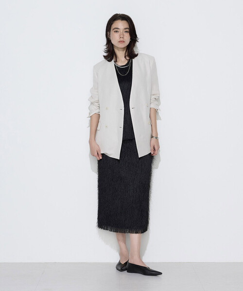 K.T KIYOKO TAKASE(キヨコタカセ)の「リネンウール Wブレストノーカラージャケット(ノーカラージャケット・レディース・ブラック/アイボリー・9号)」の3枚目の写真