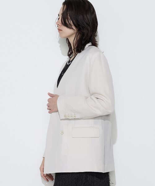 K.T KIYOKO TAKASE(キヨコタカセ)の「リネンウール Wブレストノーカラージャケット(ノーカラージャケット・レディース・ブラック/アイボリー・9号)」の9枚目の写真