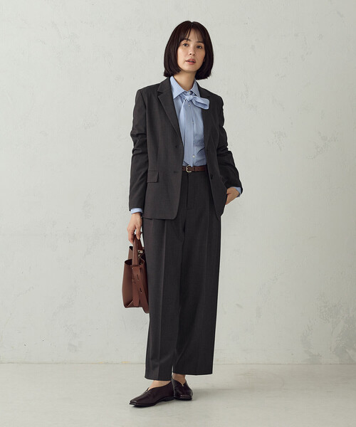 COMME CA ISM(コムサイズム)の「シアバター TRストレッチ ワイドパンツ(その他パンツ・レディース・チャコール/グレー・L/M)」の10枚目の写真