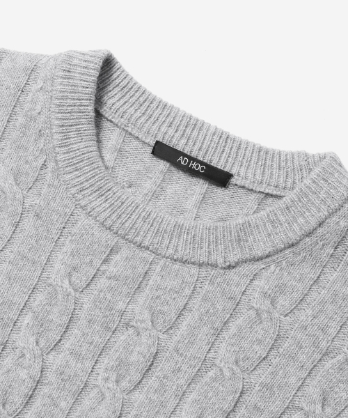 ADHOC(アドホック)の「ユニセックス ラウンドネック ケーブルニット (L-M-GREY) (HCALK40)(ニット/セーター・レディース・その他・FREE/100/105)」の3枚目の写真