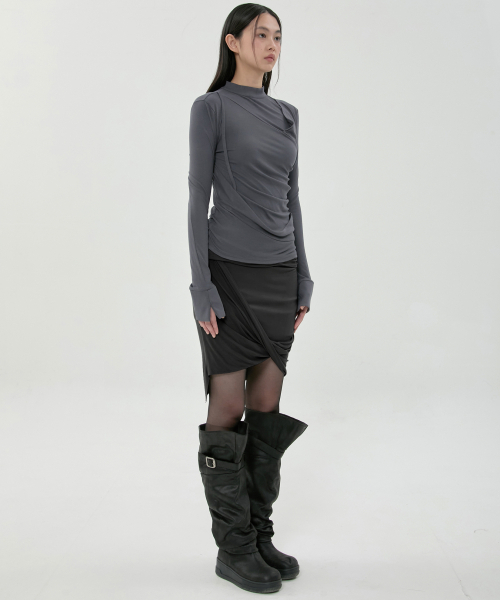 FLAREUP(フレアアップ)の「ドレープモックネック長袖 (FL-182_Charcoal)(Tシャツ/カットソー・レディース・チャコール・OS)」の6枚目の写真