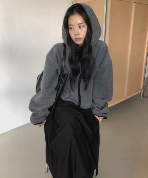 Ritzy(リッツィー)の「配色パイピング フリースジップパーカー アウター(その他アウター・レディース・モカ/グリーン/グレー・FREE)」の5枚目の写真