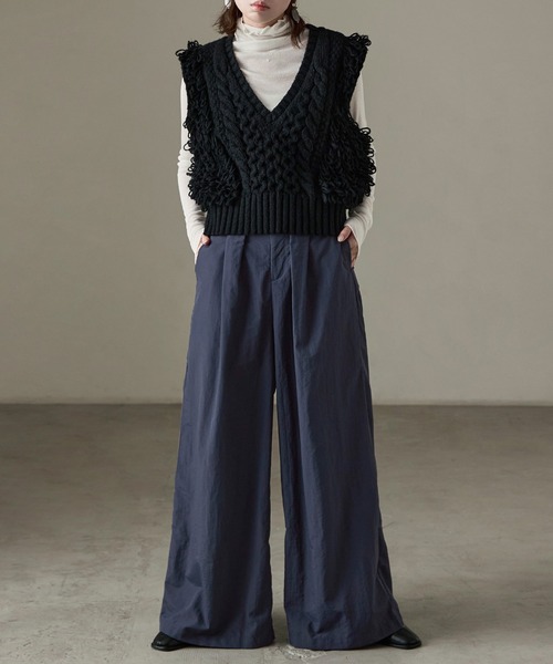 Fashion Letter(ファッションレター)の「ハイウエストタックナイロンワイドパンツ(その他パンツ・レディース・ネイビー/チャコール/ブラック/カーキ・M)」の20枚目の写真