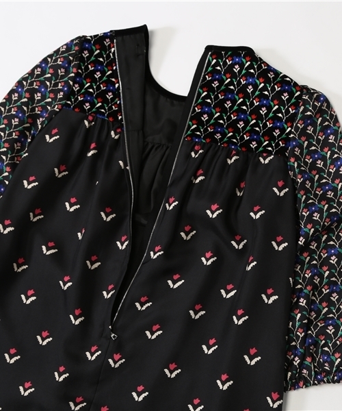 MARC JACOBS（マークジェイコブス）の「TULIP SILK TWILL/ロング