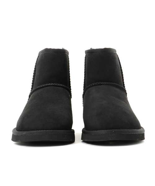 UGG(アグ)の「UGG:CLASSIC MINI(ブーツ・レディース・キャメル/ブラック・6/7/8)」の6枚目の写真