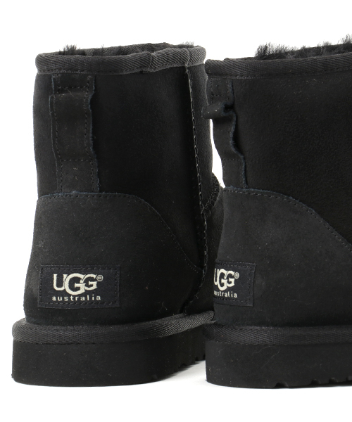 UGG(アグ)の「UGG:CLASSIC MINI(ブーツ・レディース・キャメル/ブラック・6/7/8)」の9枚目の写真