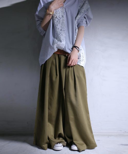 antiqua(アンティカ)の「フロントタックワイドパンツ(その他パンツ・レディース・ブラック/カーキ/グレー・FREE)」の1枚目の写真