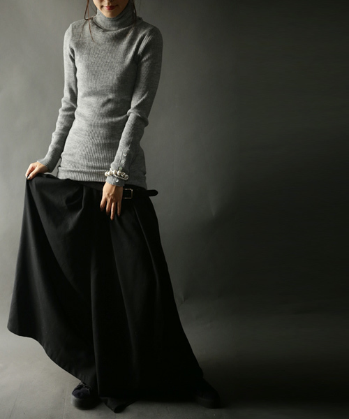 antiqua(アンティカ)の「フロントタックワイドパンツ(その他パンツ・レディース・ブラック/カーキ/グレー・FREE)」の11枚目の写真