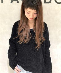 モールVニット