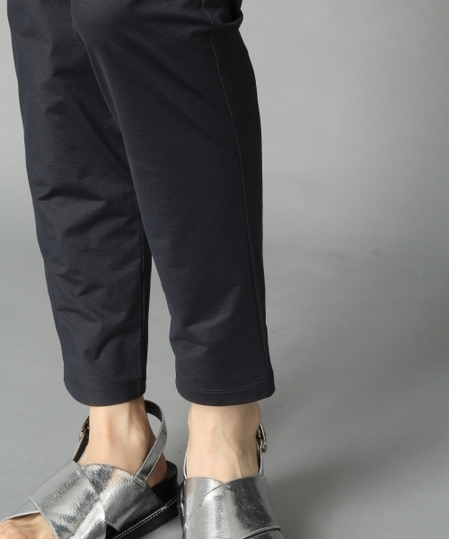 LEPSIM（レプシィム）の「★店舗限定アイテム★ストレッチタックパンツ 747571（その他パンツ・レディース・グレイッシュベージュ/ライトグレー/ダークネイビー・SMALL/MEDIUM/LARGE）」の11枚目の写真