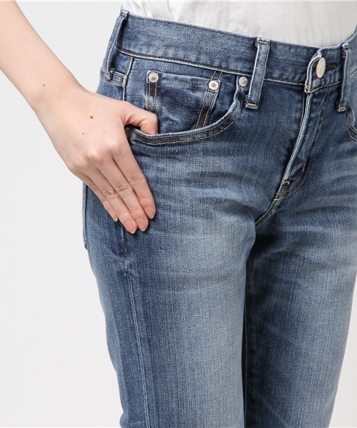 ESTNATION（エストネーション）の「RED CARD デニムパンツ（デニムパンツ・レディース・ブルー・25/22/24/23/26）」の7枚目の写真