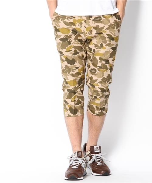 Dickies(ディッキーズ)の「リーフカモフラクロップドパンツ(カーゴパンツ・メンズ・ベージュ/グリーン・SMALL/MEDIUM/LARGE/X-LARGE)」の2枚目の写真