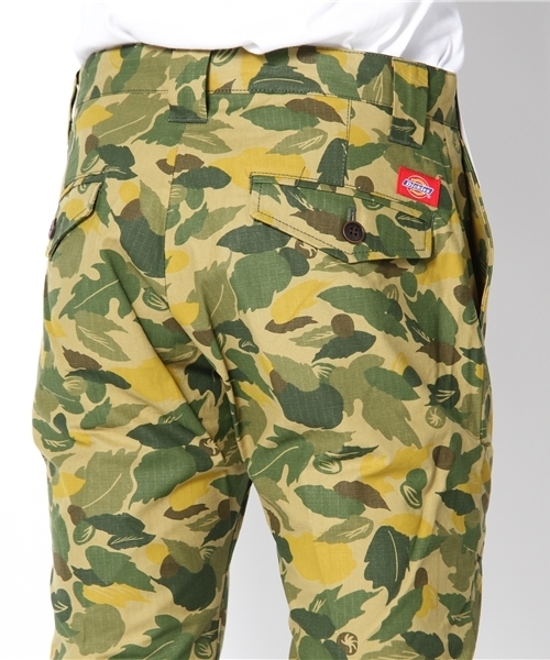 Dickies(ディッキーズ)の「リーフカモフラクロップドパンツ(カーゴパンツ・メンズ・ベージュ/グリーン・SMALL/MEDIUM/LARGE/X-LARGE)」の6枚目の写真