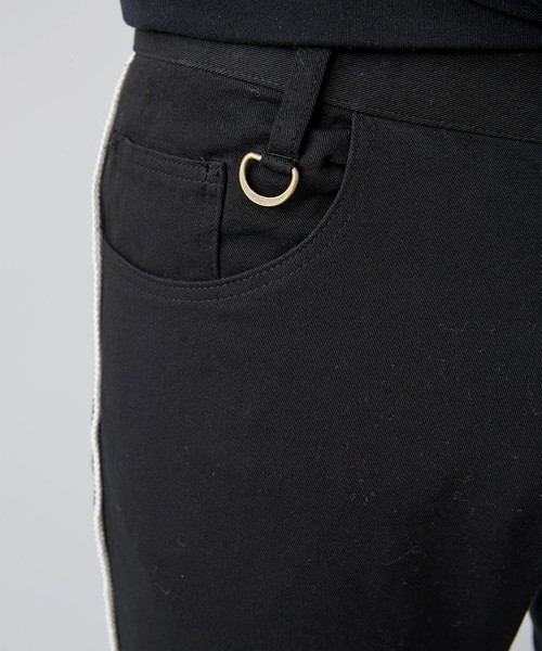 TRUNO by NOISE MAKER(トルノバイノイズメーカー)の「【定番商品】サイドライン2WAYストレッチスキニーパンツ(その他パンツ・メンズ・ブラック/ブラック×レッド/ブルー・SMALL/LARGE/X-LARGE/MEDIUM)」の16枚目の写真