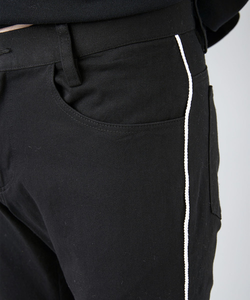 TRUNO by NOISE MAKER(トルノバイノイズメーカー)の「【定番商品】サイドライン2WAYストレッチスキニーパンツ(その他パンツ・メンズ・ブラック/ブラック×レッド/ブルー・SMALL/LARGE/X-LARGE/MEDIUM)」の14枚目の写真