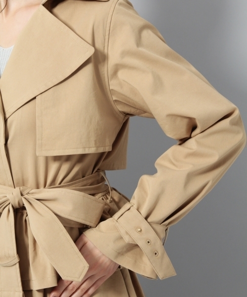 Andemiu（アンデミュウ）の「２ＷＡＹトレンチコート787028（トレンチコート・レディース・ベージュ/ネイビー・SMALL/MEDIUM）」の14枚目の写真