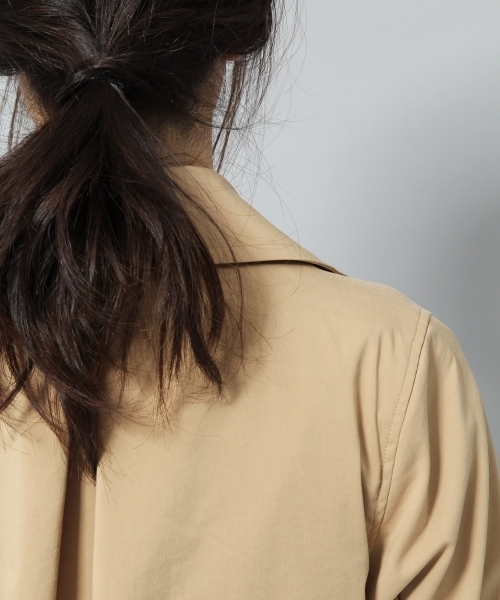 Andemiu（アンデミュウ）の「２ＷＡＹトレンチコート787028（トレンチコート・レディース・ベージュ/ネイビー・SMALL/MEDIUM）」の19枚目の写真