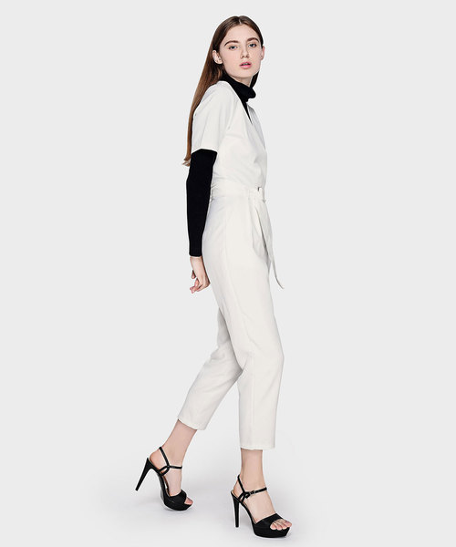CHARLES & KEITH(チャールズ & キース)の「プラットフォームアンクルストラップサンダル / PLATFORM ANKLE STRAP SANDALS(サンダル・レディース・ブラック/ホワイト・23.5cm/22.5cm/24.5cm/23cm/25cm)」の8枚目の写真