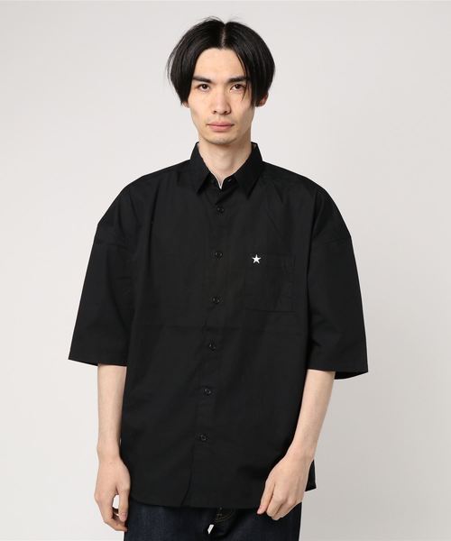 VENCEEXCHANGE（ヴァンスエクスチェンジ）の「バックロゴビッグシャツ（シャツ/ブラウス・メンズ・ホワイト/ブラック・M/L）」の4枚目の写真