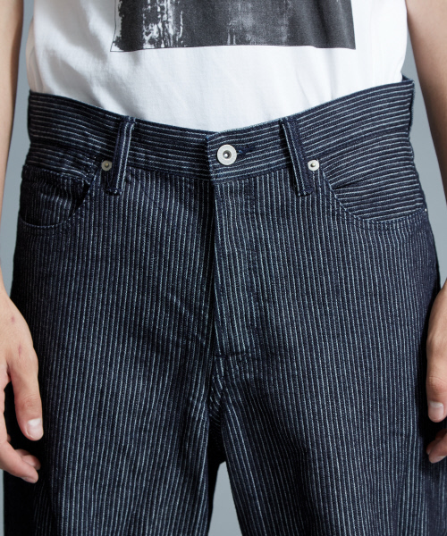 5351 POUR LES HOMMES（ゴーサンゴーイチプールオム）の「コールワイドデニムパンツ（その他パンツ・メンズ・インディゴブルー・44/46/48）」の10枚目の写真