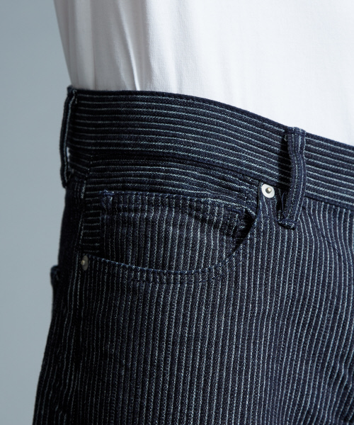 5351 POUR LES HOMMES（ゴーサンゴーイチプールオム）の「コールワイドデニムパンツ（その他パンツ・メンズ・インディゴブルー・44/46/48）」の7枚目の写真