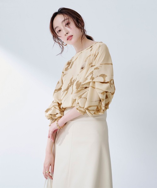 UR'S（ユアーズ）の「2WAYｽﾘｰﾌﾞﾌﾞﾗｳｽ（シャツ/ブラウス・レディース・アイボリー/ブラック/ライトブラウン/ワイン/ライトグレー/ブラック系その他/ベージュ/ライトグリーン/グレイッシュベージュ/ホワイト系その他・S/M/L）」の3枚目の写真