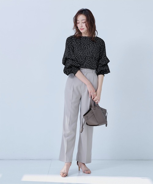 UR'S（ユアーズ）の「2WAYｽﾘｰﾌﾞﾌﾞﾗｳｽ（シャツ/ブラウス・レディース・アイボリー/ブラック/ライトブラウン/ワイン/ライトグレー/ブラック系その他/ベージュ/ライトグリーン/グレイッシュベージュ/ホワイト系その他・S/M/L）」の21枚目の写真