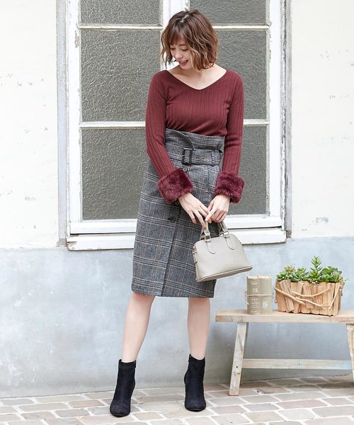 KOBE LETTUCE（コウベレタス）の「袖ファー付き2way！Uネック薄手リブニットトップス＊レディース/トップス[C3268]神戸レタス（ニット/セーター・レディース・ブラック/グレー/オフホワイト/ブルー/ボルドー・FREE）」の11枚目の写真