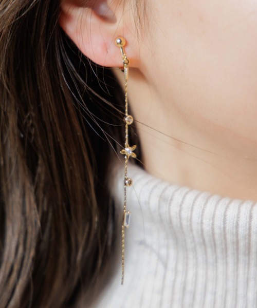 flower（フラワー）の「フラワートゥインクルピアス（ピアス（両耳用）・レディース・その他/シルバー・FREE）」の6枚目の写真