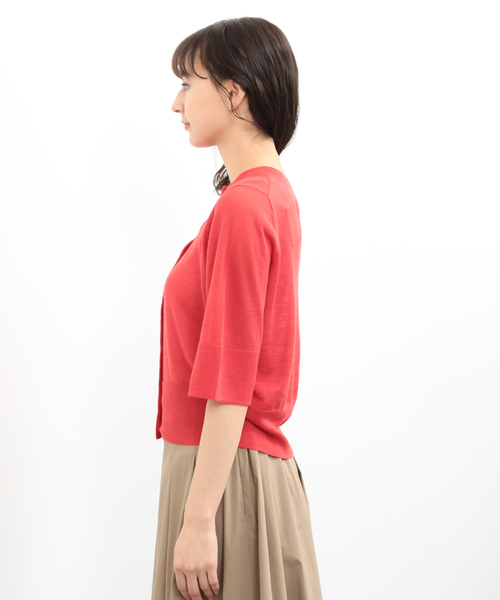 SALON adam et rope'(サロン アダム エ ロペ)の「RAMIE SOLO クルーネックカーディガン(カーディガン/ボレロ・レディース・レッド/ダークブラウン/ホワイト・FREE)」の14枚目の写真