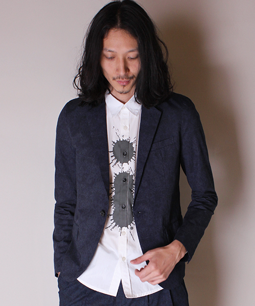 Lui's(ルイス)の「Lui's 柄ジャケット(テーラードジャケット・メンズ・ネイビー/ブラック・SMALL/MEDIUM)」の4枚目の写真