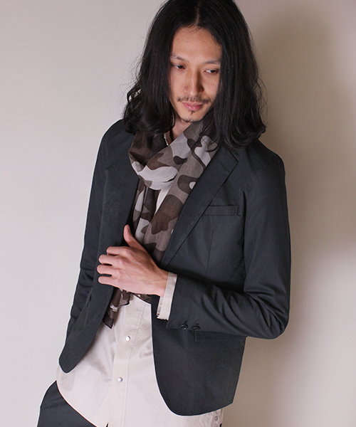 Lui's(ルイス)の「Lui's 柄ジャケット(テーラードジャケット・メンズ・ネイビー/ブラック・SMALL/MEDIUM)」の1枚目の写真