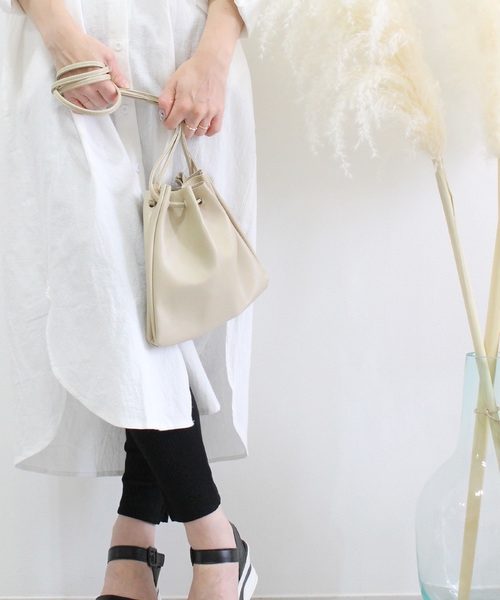 c.u.l（シーユーエル）の「【chuclla】巾着バッグ ショルダー バッグ 鞄 cha128（ショルダーバッグ・レディース・サンドベージュ/ブラック/タン・FREE）」の8枚目の写真