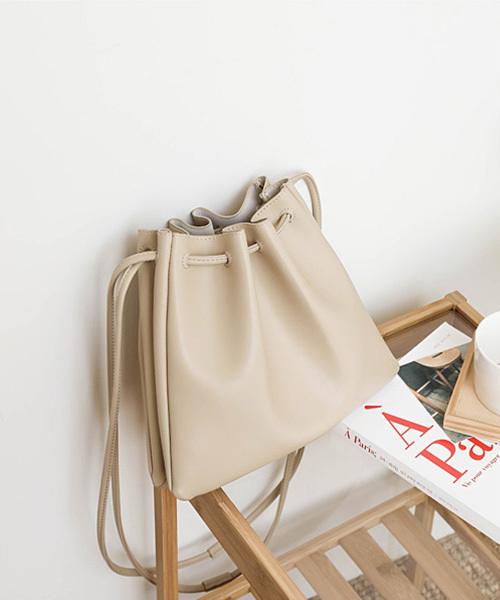 c.u.l（シーユーエル）の「【chuclla】巾着バッグ ショルダー バッグ 鞄 cha128（ショルダーバッグ・レディース・サンドベージュ/ブラック/タン・FREE）」の19枚目の写真