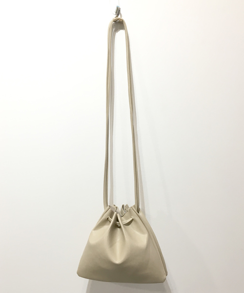 c.u.l（シーユーエル）の「【chuclla】巾着バッグ ショルダー バッグ 鞄 cha128（ショルダーバッグ・レディース・サンドベージュ/ブラック/タン・FREE）」の22枚目の写真