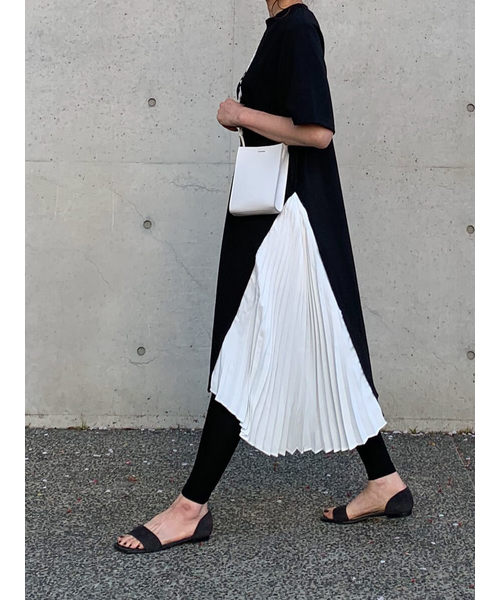 Day and Grade（デイアンドグレイド）の「サイドプリーツワンピース（ワンピース・レディース・ブラック・FREE）」の3枚目の写真