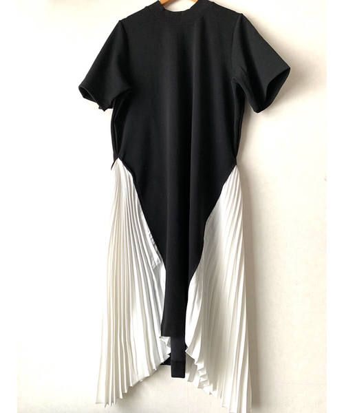 Day and Grade（デイアンドグレイド）の「サイドプリーツワンピース（ワンピース・レディース・ブラック・FREE）」の6枚目の写真